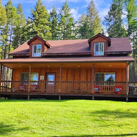 Blacktail Cabin Hideaway With Hot Tub Lakeside エクステリア 写真