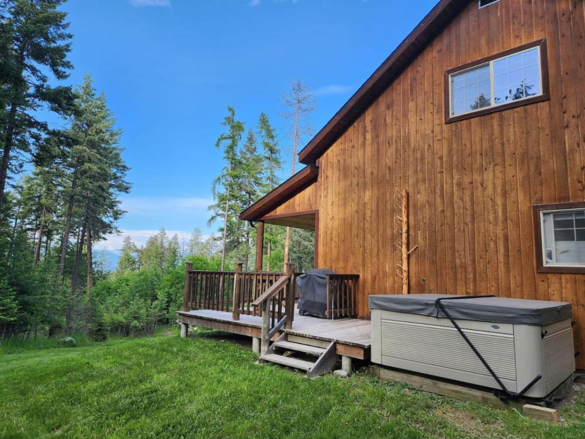 Blacktail Cabin Hideaway With Hot Tub Lakeside エクステリア 写真