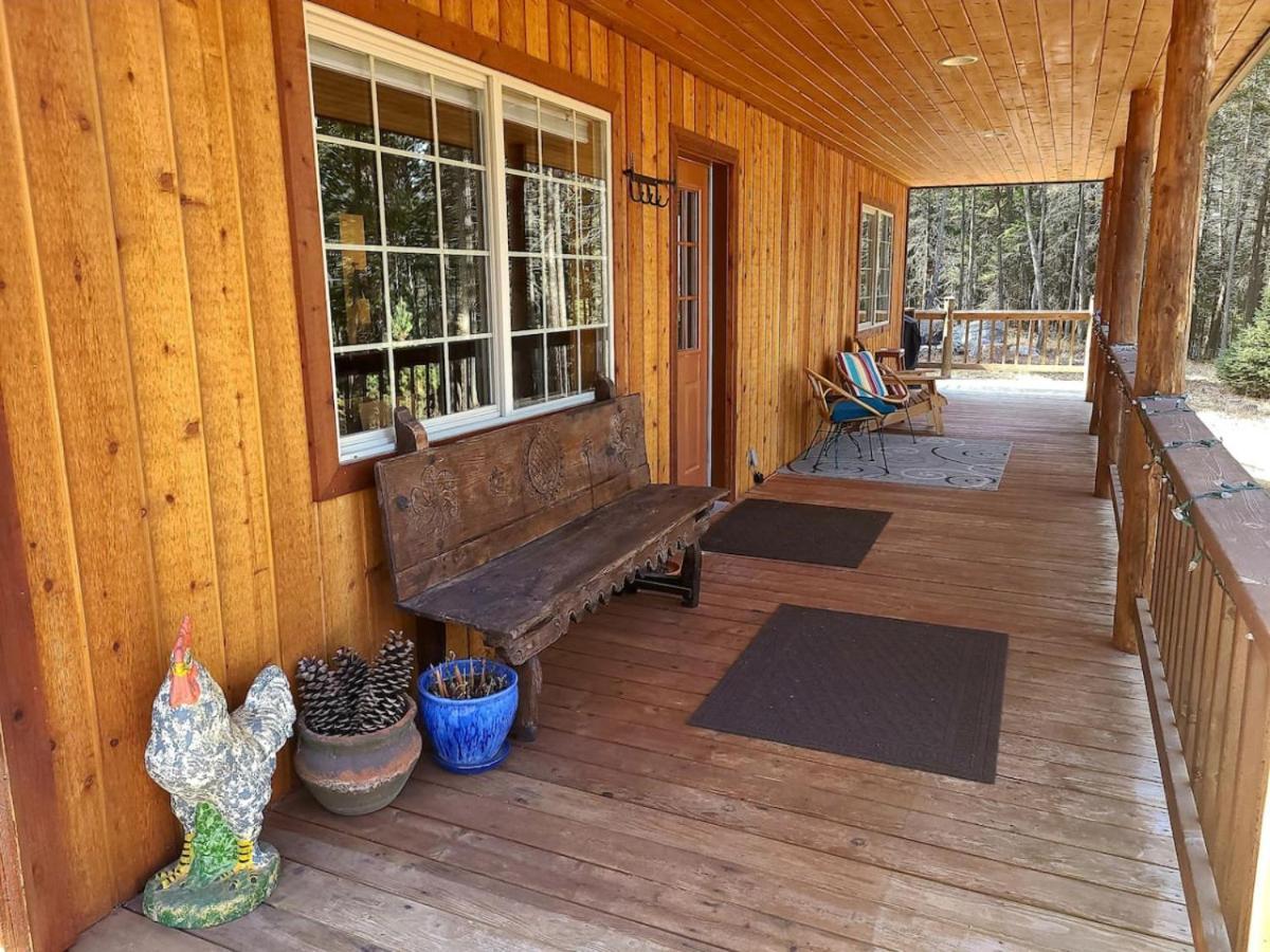 Blacktail Cabin Hideaway With Hot Tub Lakeside エクステリア 写真