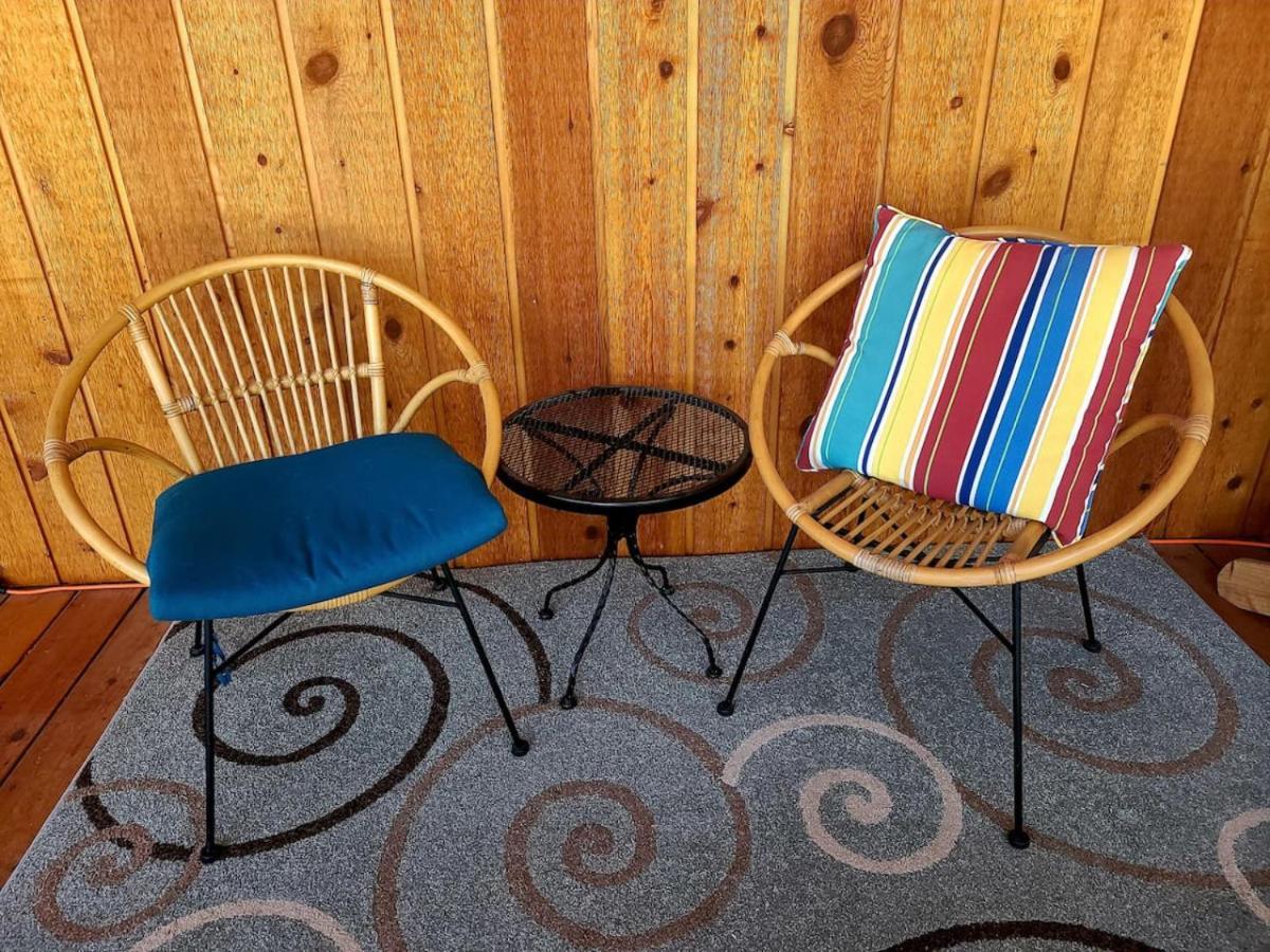 Blacktail Cabin Hideaway With Hot Tub Lakeside エクステリア 写真